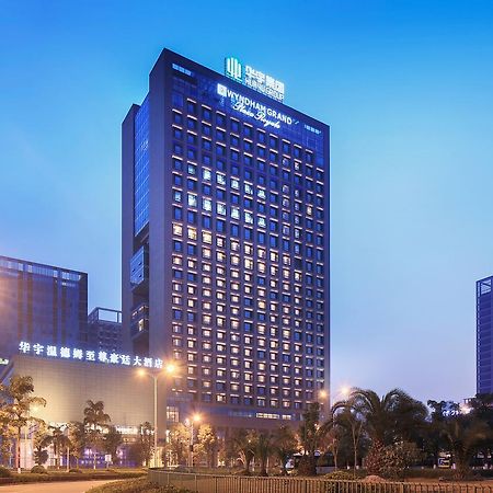 Wyndham Grand Plaza Royale Huayu Chongqing Hotel Luaran gambar