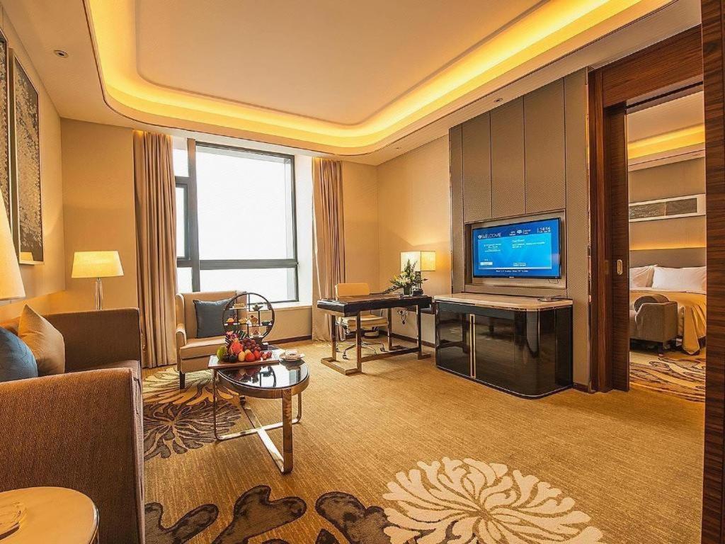 Wyndham Grand Plaza Royale Huayu Chongqing Hotel Luaran gambar