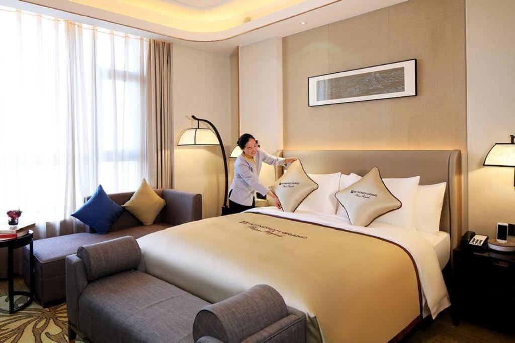 Wyndham Grand Plaza Royale Huayu Chongqing Hotel Luaran gambar