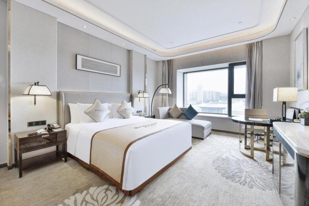 Wyndham Grand Plaza Royale Huayu Chongqing Hotel Luaran gambar